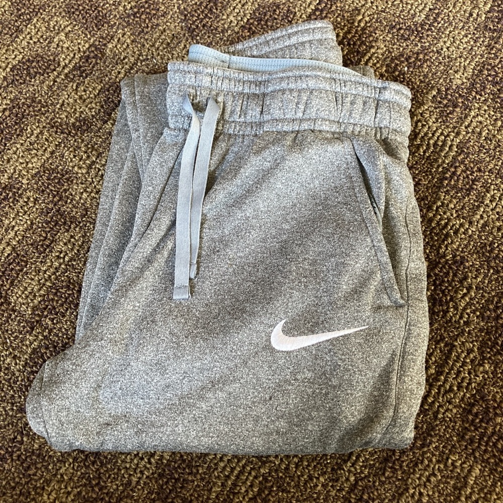 Nike girls sweatpants size Medium